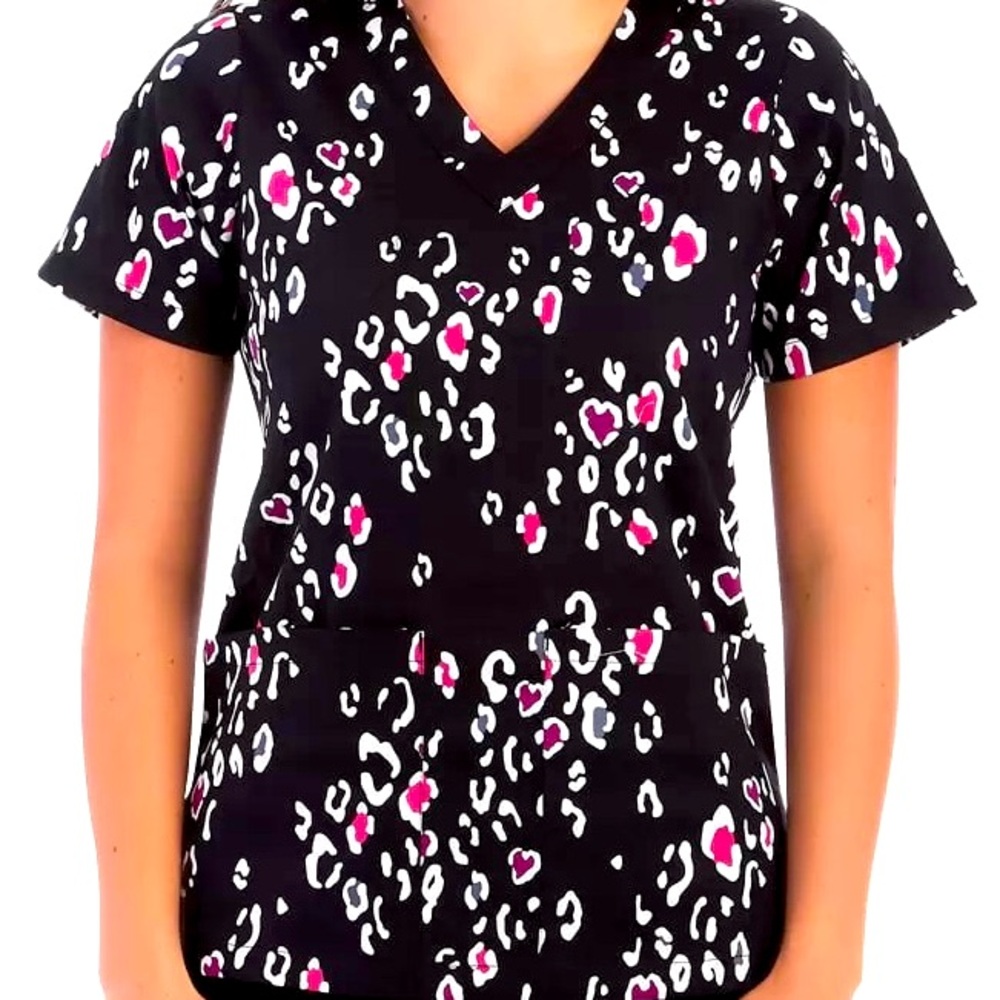 Women’s all heart scrub, basic size, small leopard print scrub top